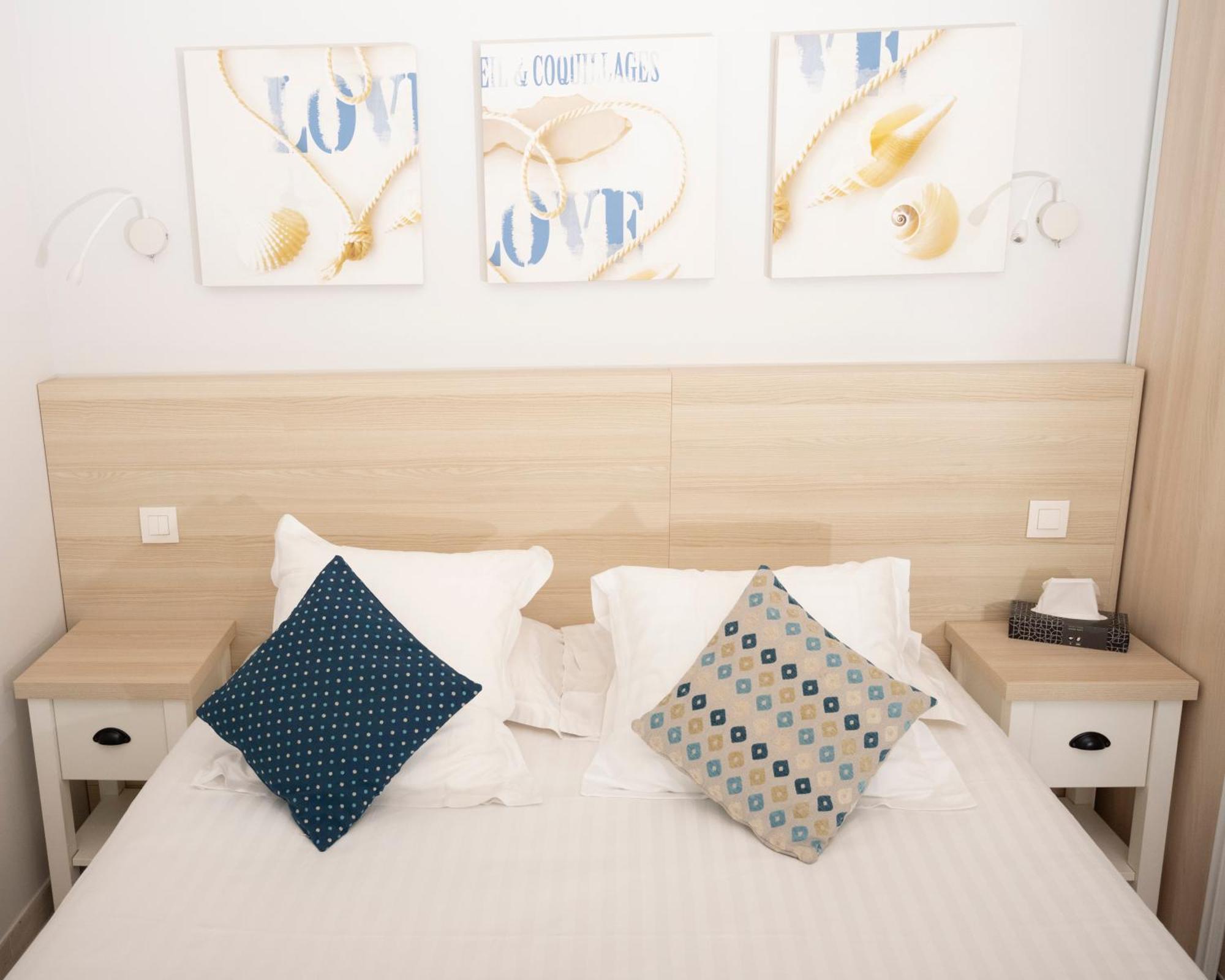 Hotel La Ciotat - A Deux Pas De L'Eau Buitenkant foto