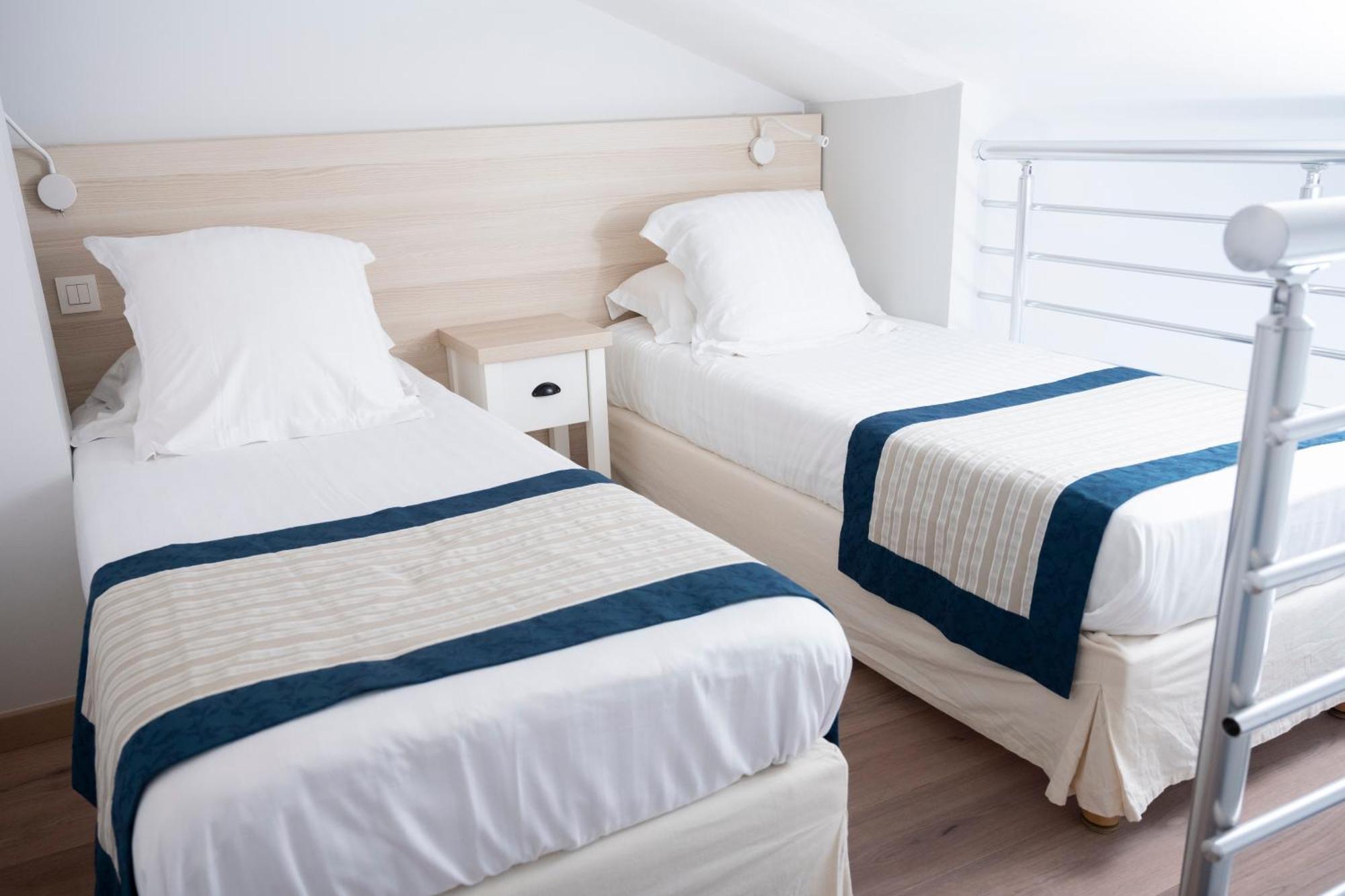 Hotel La Ciotat - A Deux Pas De L'Eau Buitenkant foto